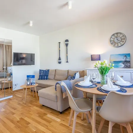 Apartmán Zentrumsnahe Rose 2 Am Yachthafen By Interhome *